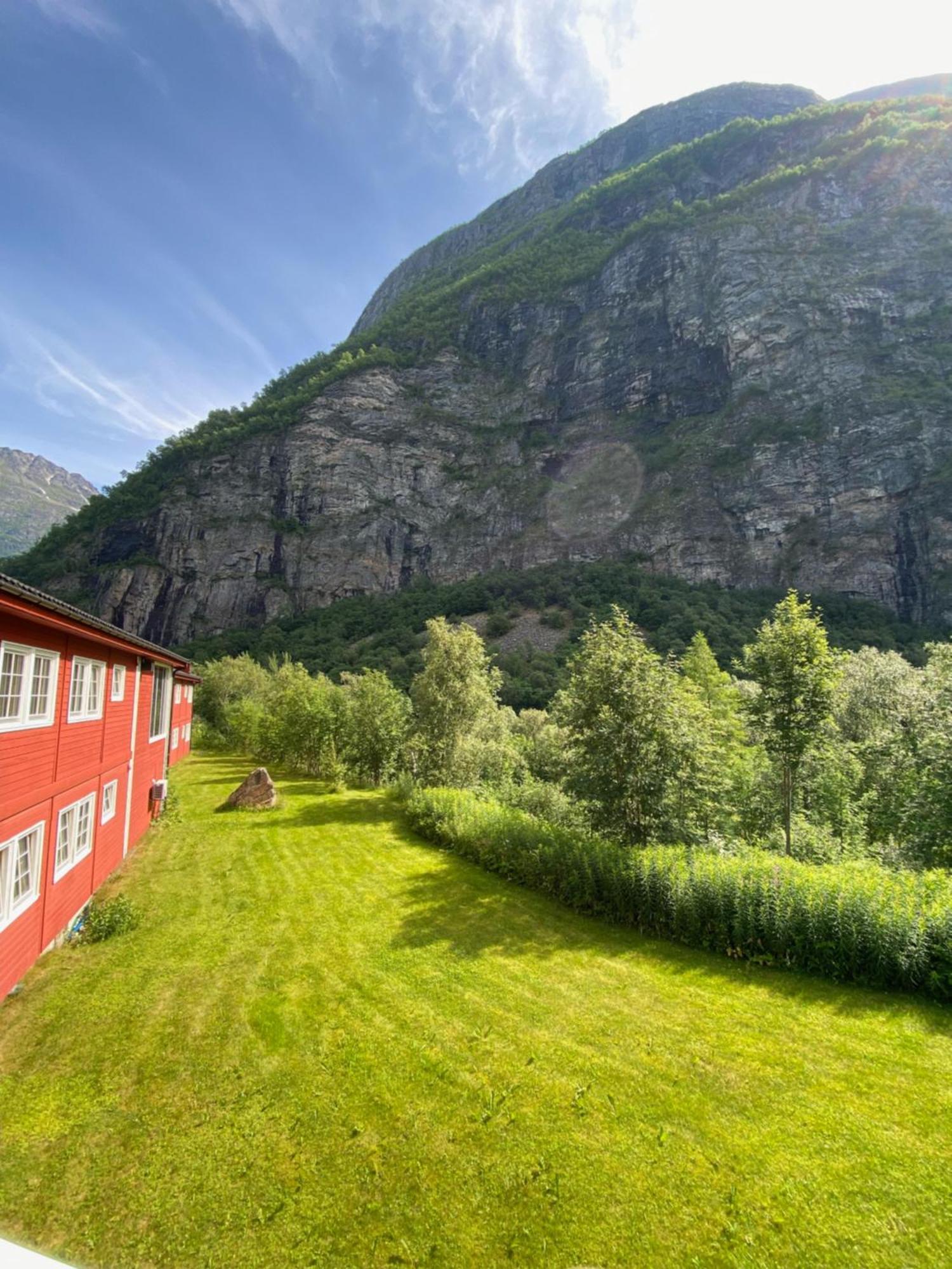 Traedal Hotel Sunndalsøra Exterior foto